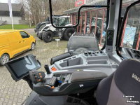 Schlepper / Traktor Valtra T214 Versu