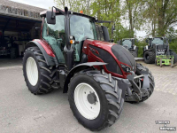 Schlepper / Traktor Valtra N114 HiTech