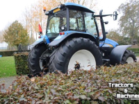 Schlepper / Traktor New Holland TM155 Range command