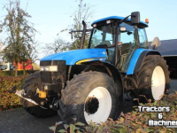 Schlepper / Traktor New Holland TM155 Range command