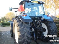 Schlepper / Traktor New Holland TM155 Range command