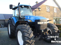 Schlepper / Traktor New Holland TM155 Range command