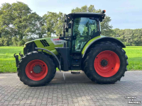 Schlepper / Traktor Claas Arion 660 Cmatic Cis+