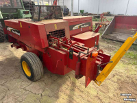 Pressen New Holland 575 pakvespers NIEUW STAAT