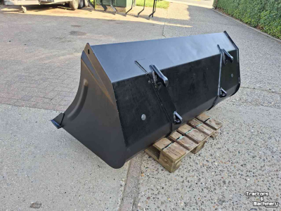 Baggerlöffels  Grondbak Volumebak met Euro 180cm