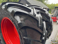 Räder, Reifen, Felgen & Distanzringe Michelin 900/50R42 710/55R30