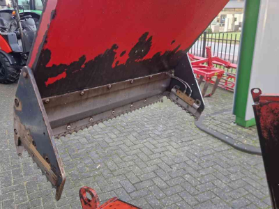 Selbstladender Futterverteilwagen Trioliet UKW 3500
