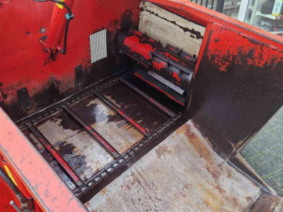 Selbstladender Futterverteilwagen Trioliet UKW 3500