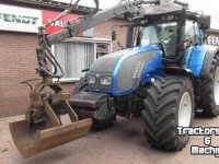 Schlepper / Traktor Valtra T202 Direct met FMV 490 kraan