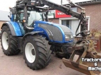 Schlepper / Traktor Valtra T202 Direct met FMV 490 kraan