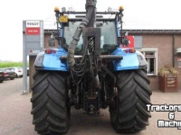 Schlepper / Traktor Valtra T202 Direct met FMV 490 kraan