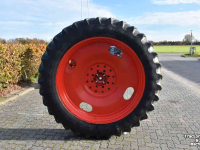 Räder, Reifen, Felgen & Distanzringe Firestone 380/90 R50