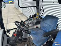 Schlepper / Traktor New Holland T6050 Electro Command Tractor