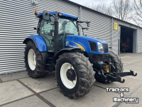 Schlepper / Traktor New Holland T6050