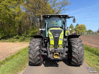 Schlepper / Traktor Claas Arion 650 CIS