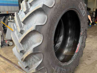 Räder, Reifen, Felgen & Distanzringe BKT 520/85R38 (20.8R38)
