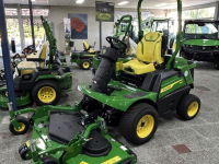 Aufsitzrasenmäher John Deere 1550