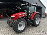 Schlepper / Traktor Massey Ferguson 5612 Dyna-4