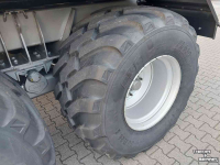 Kipper Farmtech Gravis 2000 grond-dumper