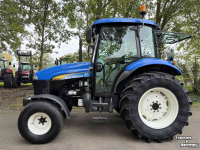 Schlepper / Traktor New Holland TD5030