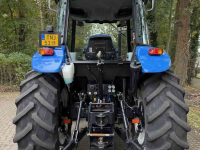 Schlepper / Traktor New Holland TD5030