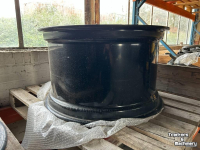 Räder, Reifen, Felgen & Distanzringe  Zwarte Velgen W16L x 28