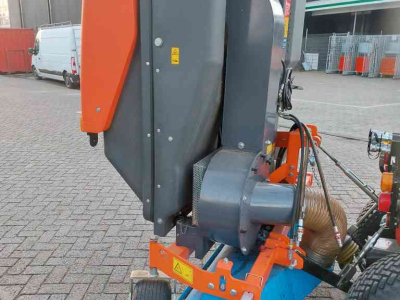 Kehr- und Kehrsaugmaschinen GKB Lc150