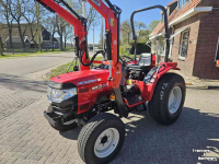 Gartentraktoren Mitsubishi MT36 4WD HST minitrekker met voorlader. Slechts 82 uur!