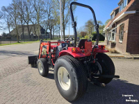 Gartentraktoren Mitsubishi MT36 4WD HST minitrekker met voorlader. Slechts 82 uur!