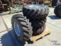 Räder, Reifen, Felgen & Distanzringe BKT 11.5/80R15.3
