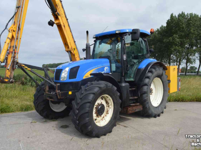 Schlepper / Traktor New Holland tsa 125 + Herder MBK 512LS
