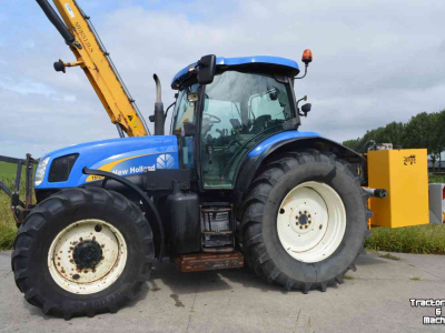 Schlepper / Traktor New Holland tsa 125 + Herder MBK 512LS