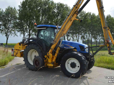 Schlepper / Traktor New Holland tsa 125 + Herder MBK 512LS