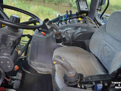 Schlepper / Traktor New Holland tsa 125 + Herder MBK 512LS