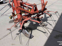 Kreiselheuer Vicon RS510D Speeder cirkelschudder 4-elements schudmachine met glijsloffen