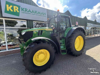 Schlepper / Traktor John Deere 6M 220