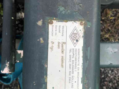 Mähausleger mit Mähkorb Bos 6000