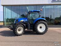 Schlepper / Traktor New Holland T6090 Powercommand