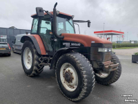 Schlepper / Traktoren New Holland M 100