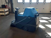 Kehr- und Kehrsaugmaschinen  Fimap FSR-B Zitveegmachine / Veegmachine