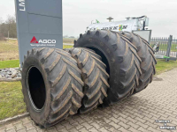 Räder, Reifen, Felgen & Distanzringe Michelin Xeobib VF 710/60R42 + VF 600/60R30
