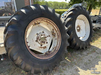 Räder, Reifen, Felgen & Distanzringe Ford 18.4R38