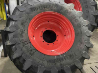 Räder, Reifen, Felgen & Distanzringe Trelleborg TRELLEBORG 710/70R42 met 600/70R30 OP FENDT VELG 90%