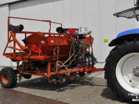 Kartoffellegemaschine Structural PM aardappelpootmachine + Guttler cultivator