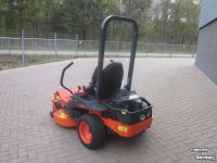 Aufsitzrasenmäher Kubota KUBOTA Z1-421 | 107 CM MAAIDEK