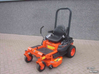 Aufsitzrasenmäher Kubota KUBOTA Z1-421 | 107 CM MAAIDEK
