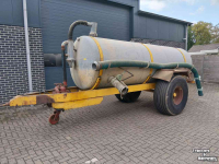Gülletankwagen / Güllefässer Bazzoli Mesttank / Watertank 6000 liter