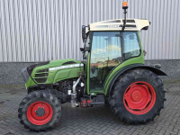Schlepper / Traktor Fendt 211 P Vario