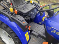 Gartentraktoren Farmtrac FT 26 Hydrostaat 4WD