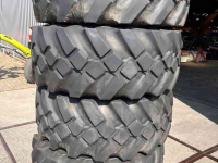 Räder, Reifen, Felgen & Distanzringe BKT 445/65R22.5 Multimax 4 stuks